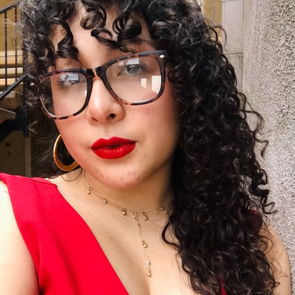 Meet your Posher, Alizza - Picture 5 of 14